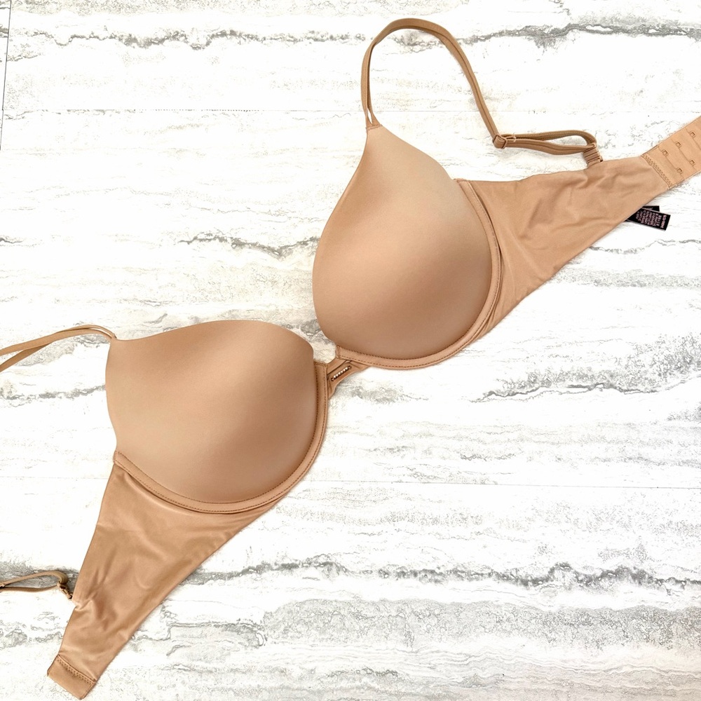 VICTORIA’S SECRET Very Sexy Push Up Bra Gorgeous padded
